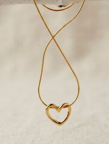 Heart Knot Pendant Chain