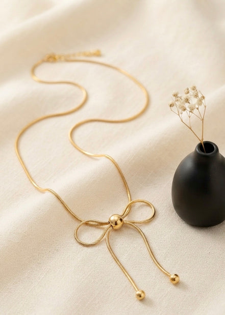 Pretty Bow Chain