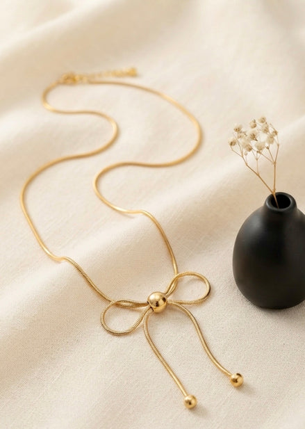 Pretty Bow Chain