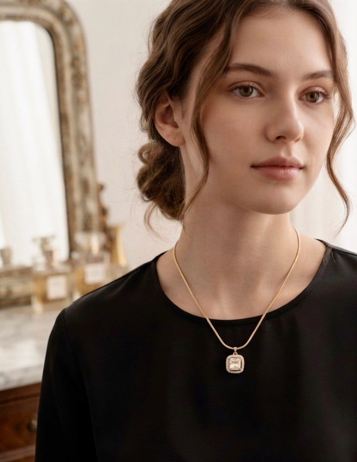 Anti-tarnish Cushion Crystal solitaire Chain