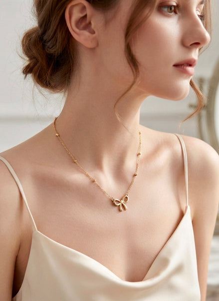 Dainty Gold Ribbon Bow Chain