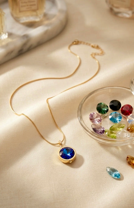 Crystal Solitaire Chain With Coloured Solitaire
