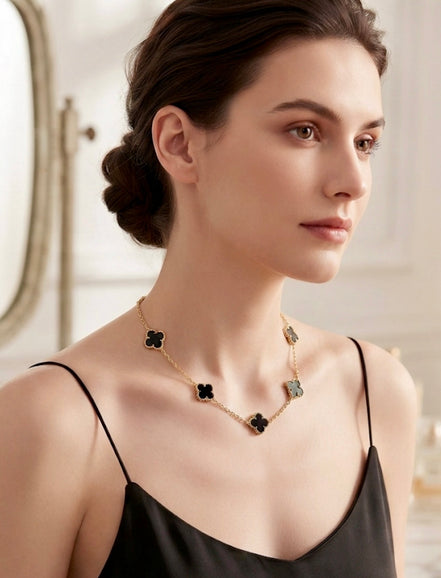 Guilloché Clover Antitarnish Necklace