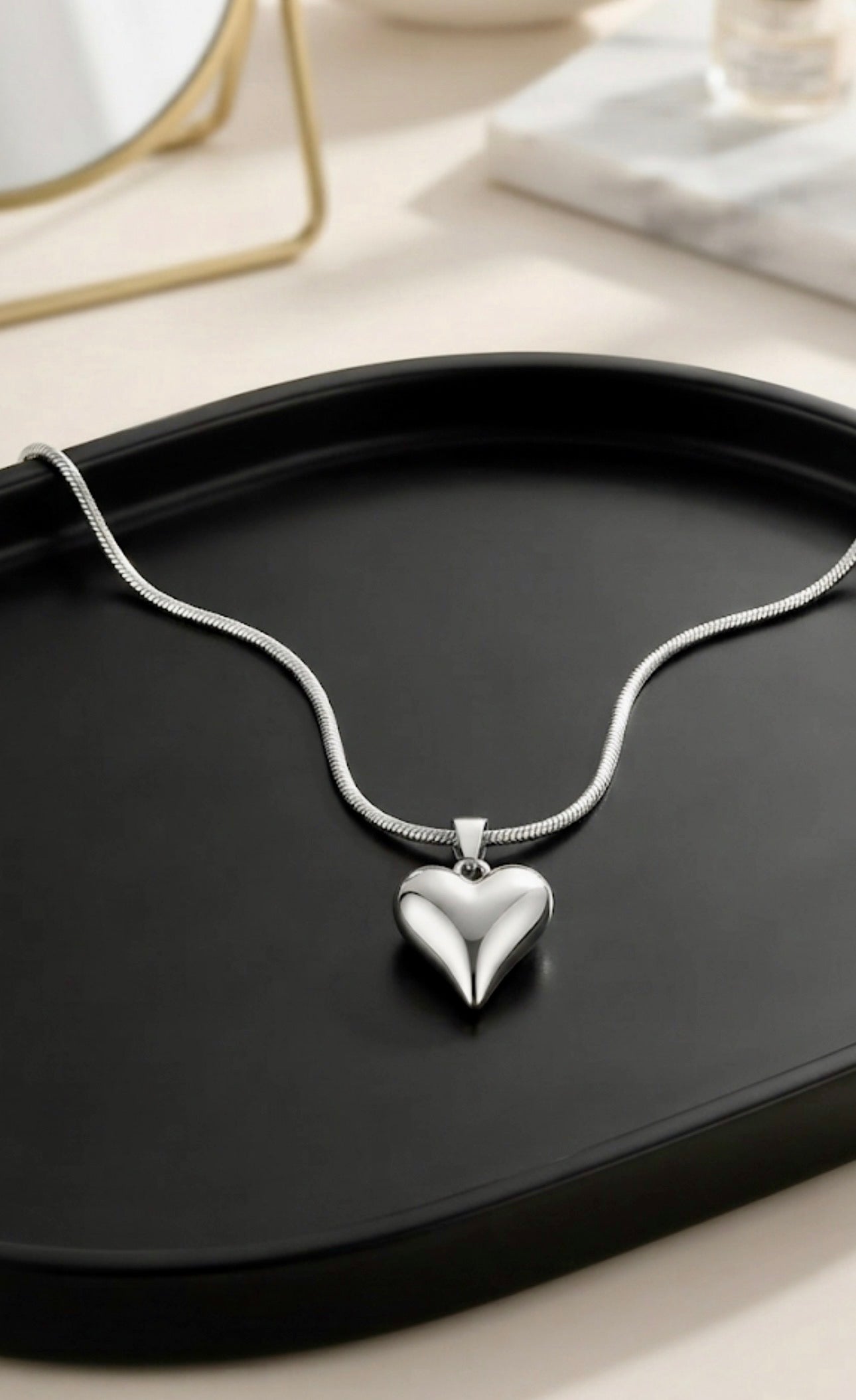 Silver Puffy Heart Neckchain