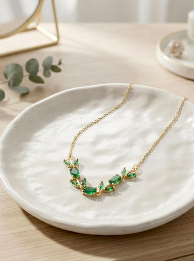 Emerald Tulip Vine Chain