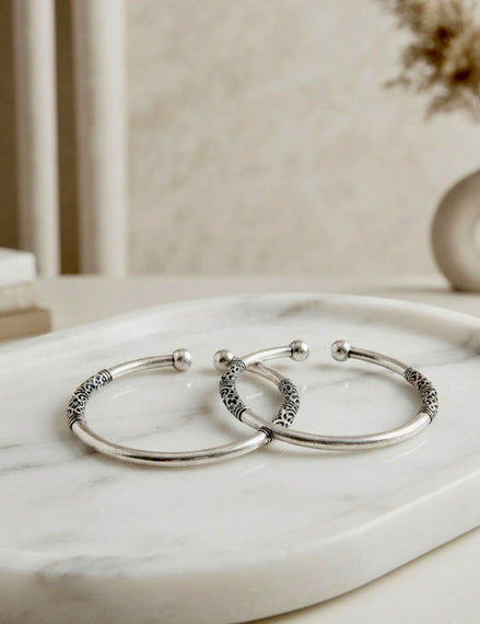 Oxidized Silver  Set Of 2 Kada