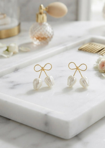 Sweet Bow Studs