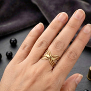 Spiral Knot Ring
