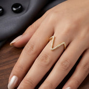 Minimalist Pavé Chevron V-ring
