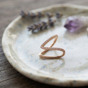 Minimalist Pavé Chevron V-ring