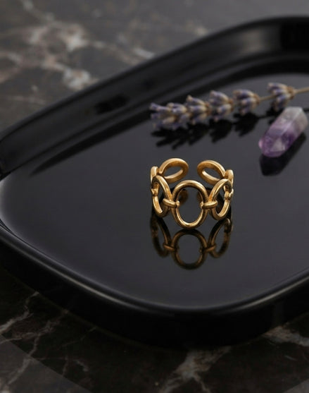 Oval Band