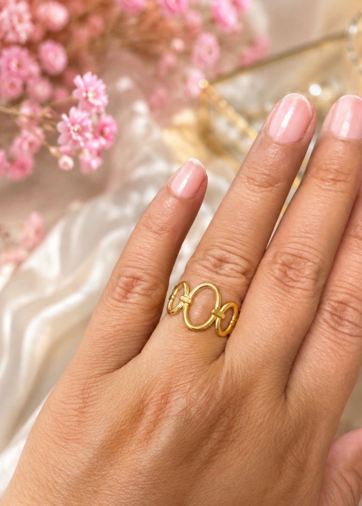 Oval Band