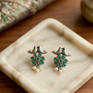 Dual Bird Green Monalisa Flower Oxidised Silver Stud