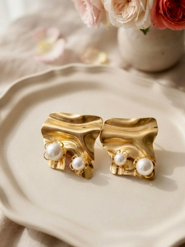 Gold Alloy Premium Molten Pearl Stud Earrings
