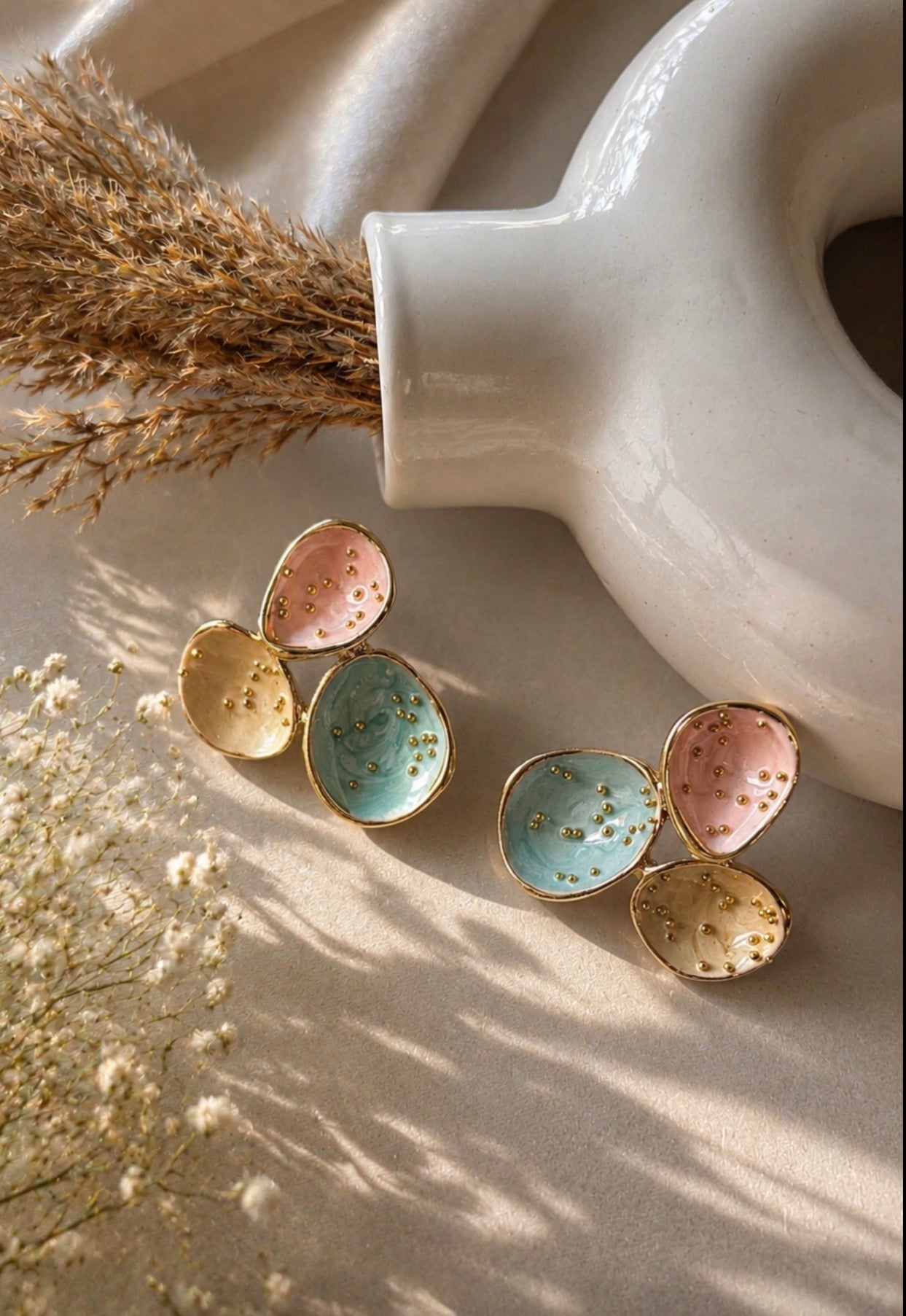 Pebble Studs